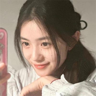 莲花闹海棠